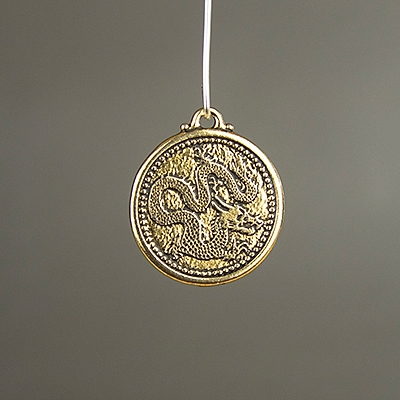 MET-00017: 24mm Gold Plated Dragon Coin Charm 